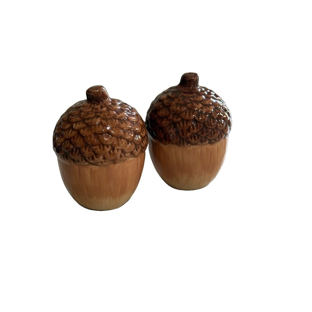 Vintage Large Acorn Salt And Pepper Shakers